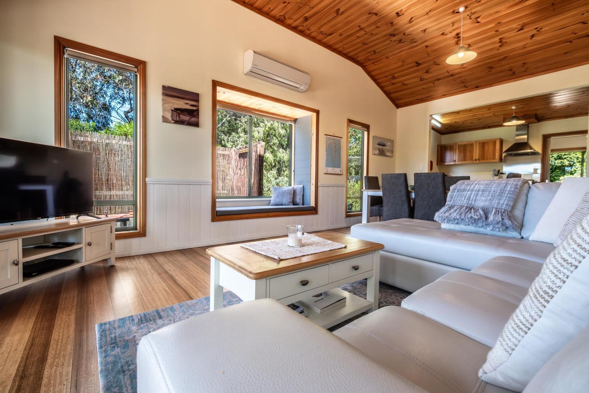 Freycinet Retreat Villa โคลส์เบย์ ภายนอก รูปภาพ